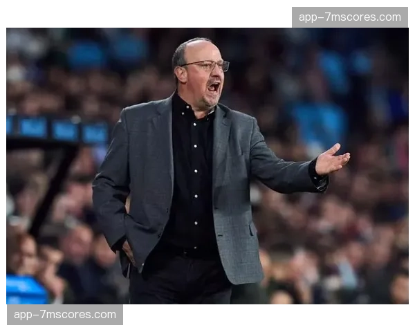 塞尔塔主帅贝尼特斯接受专访,坦言保级压力巨大但信心仍在。 塞尔塔主帅贝尼特斯接受专访,坦言保级压力巨大但信心仍在。