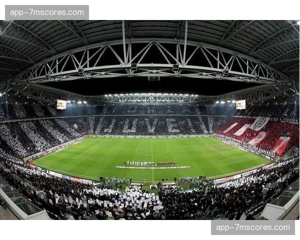 球场冠名权收入增长缓慢，中小俱乐部寻求商业开发新路径